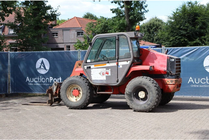 Manitou MLT 524 - Manipulador telescópico: foto 3 Manitou MLT 524 - Manipulador telescópico: foto 3