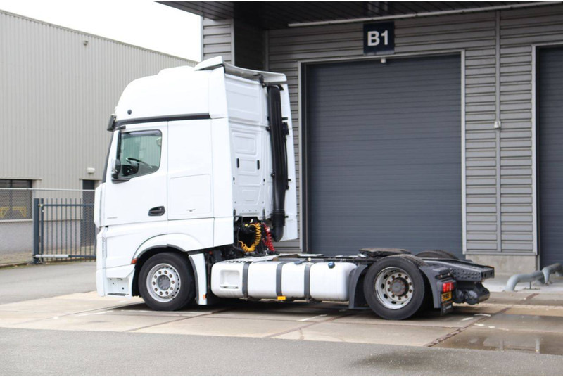 Mercedes-Benz ACTROS - Camión chasis: foto 3 Mercedes-Benz ACTROS - Camión chasis: foto 3