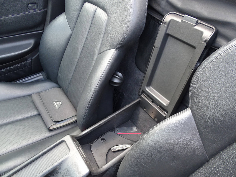 Sedan Mercedes-Benz SLK SLK200: foto 15