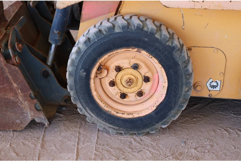 Cargadora de ruedas Mustang SL2012: foto 11 Cargadora de ruedas Mustang SL2012: foto 11