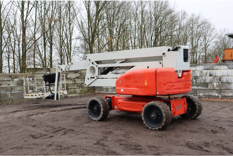 Nifty HR28 Hybrid 4x4 - Plataforma telescopica: foto 5 Nifty HR28 Hybrid 4x4 - Plataforma telescopica: foto 5