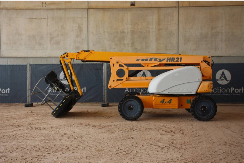 Niftylift HR21 D 4X4 - Plataforma articulada: foto 2 Niftylift HR21 D 4X4 - Plataforma articulada: foto 2