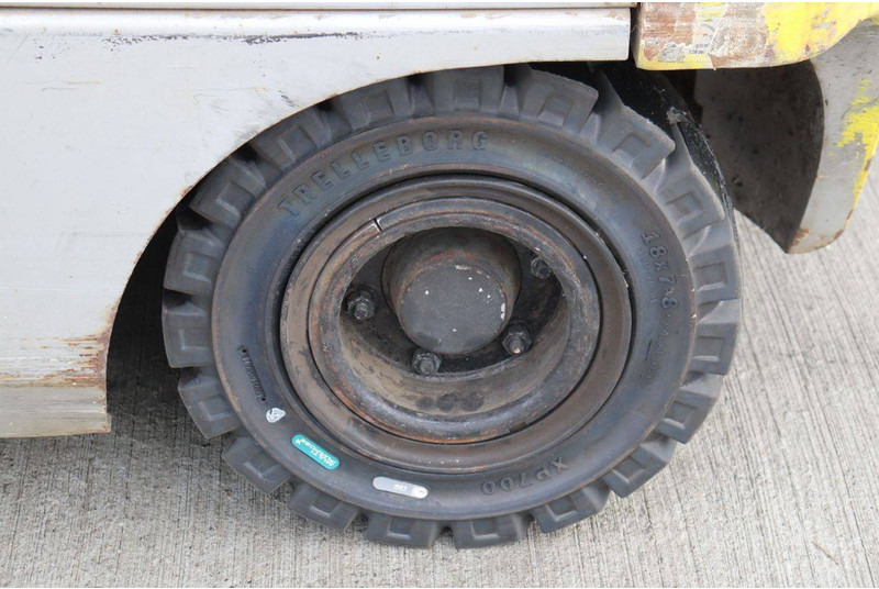 Carretilla elevadora eléctrica Nissan P1B2: foto 15