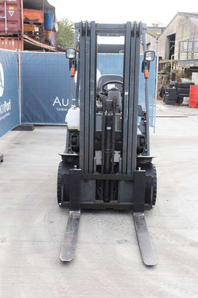 Carretilla elevadora eléctrica Nissan T1B2: foto 8