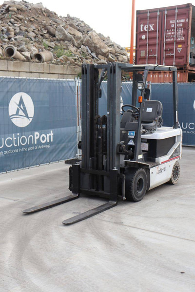 Carretilla elevadora eléctrica Nissan T1B2: foto 9