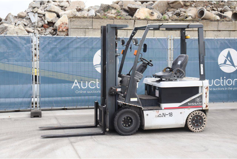 Nissan T1B2 - Carretilla elevadora eléctrica: foto 1 Nissan T1B2 - Carretilla elevadora eléctrica: foto 1
