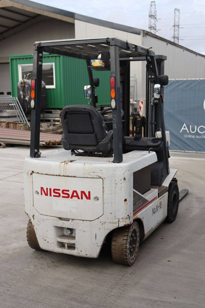 Carretilla elevadora eléctrica Nissan T1B2: foto 6