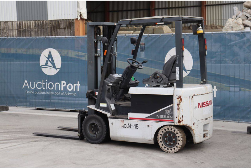 Nissan T1B2 - Carretilla elevadora eléctrica: foto 3 Nissan T1B2 - Carretilla elevadora eléctrica: foto 3