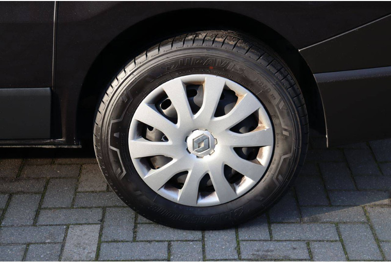 Furgón Renault Trafic: foto 13