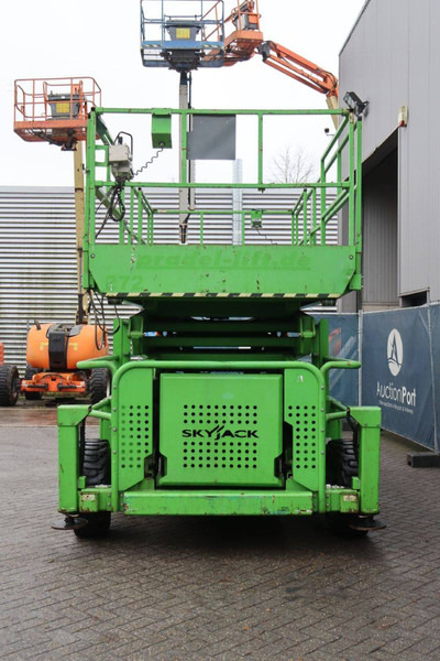 Skyjack SJ 9250 - Plataforma de tijeras: foto 4 Skyjack SJ 9250 - Plataforma de tijeras: foto 4