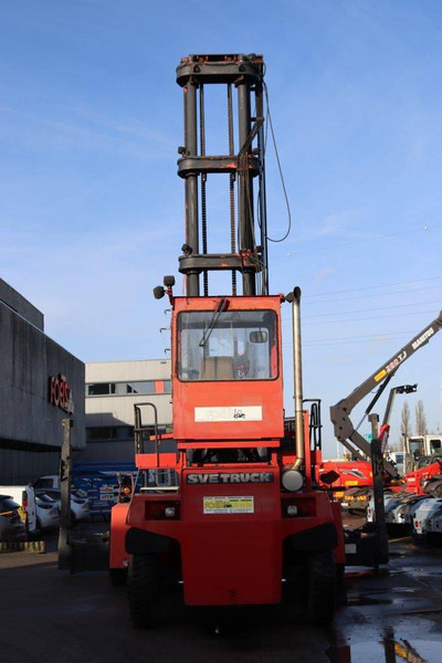 Svetruck 18ECS 42/6H - Reach stacker: foto 4 Svetruck 18ECS 42/6H - Reach stacker: foto 4