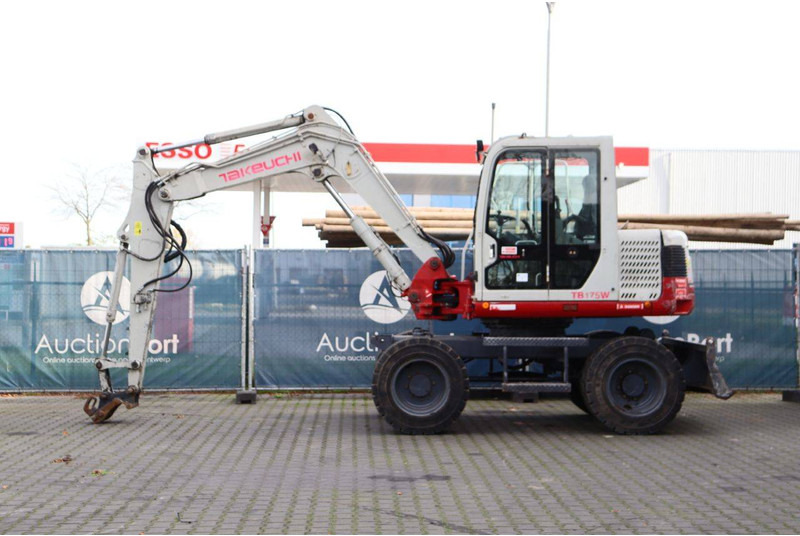 Takeuchi TB175W - Excavadora de ruedas: foto 2 Takeuchi TB175W - Excavadora de ruedas: foto 2