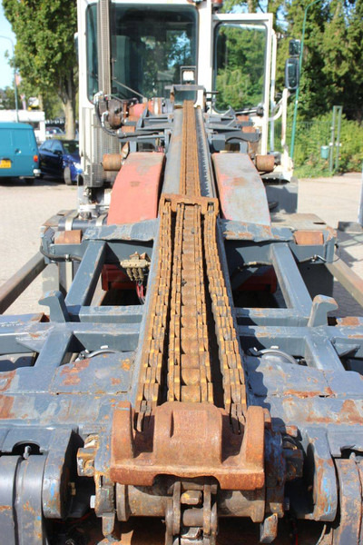 Tractor industrial Terberg YT222: foto 15