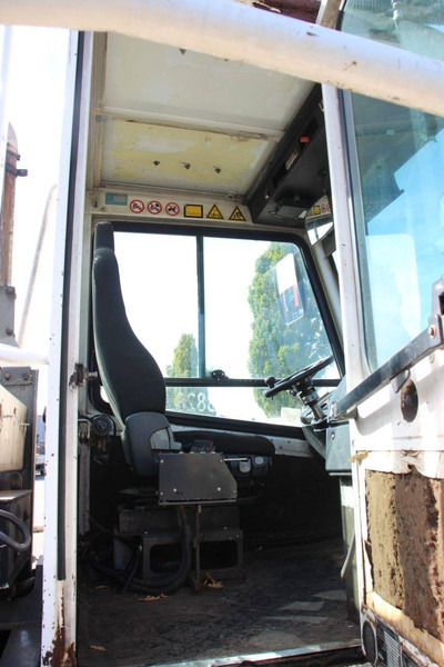 Tractor industrial Terberg YT222: foto 20