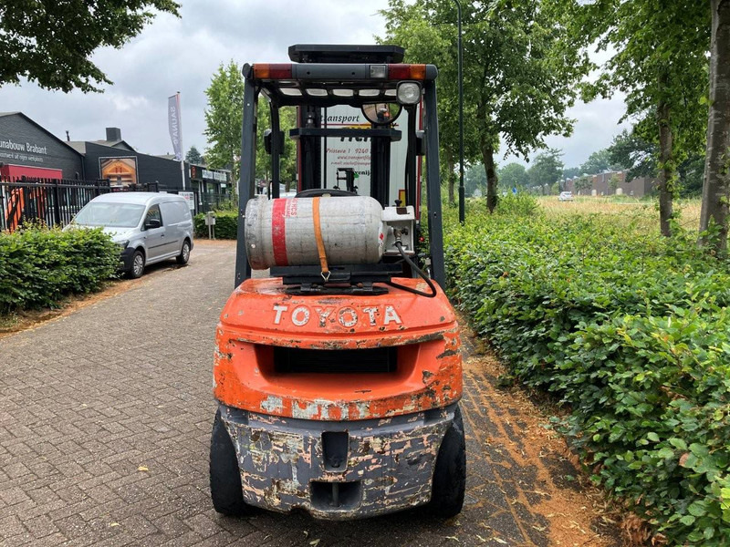 Toyota 02-7FGF30 - Carretilla elevadora de gas: foto 4 Toyota 02-7FGF30 - Carretilla elevadora de gas: foto 4