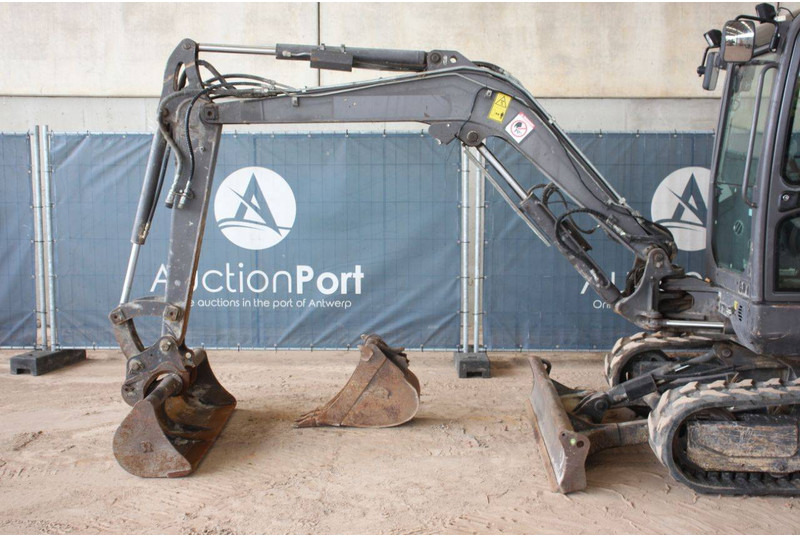 Excavadora de cadenas Volvo ECR50D: foto 9 Excavadora de cadenas Volvo ECR50D: foto 9