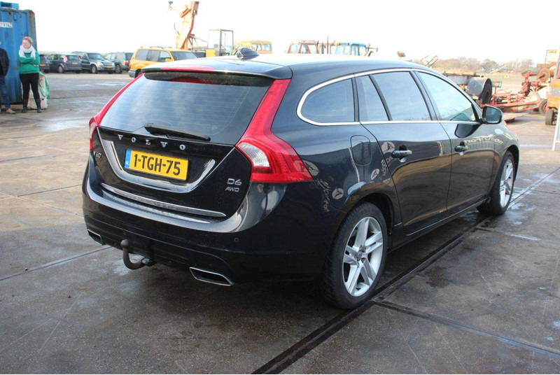 Volvo V60 D6 AWD Plug-in Hybrid - Coche: foto 5 Volvo V60 D6 AWD Plug-in Hybrid - Coche: foto 5