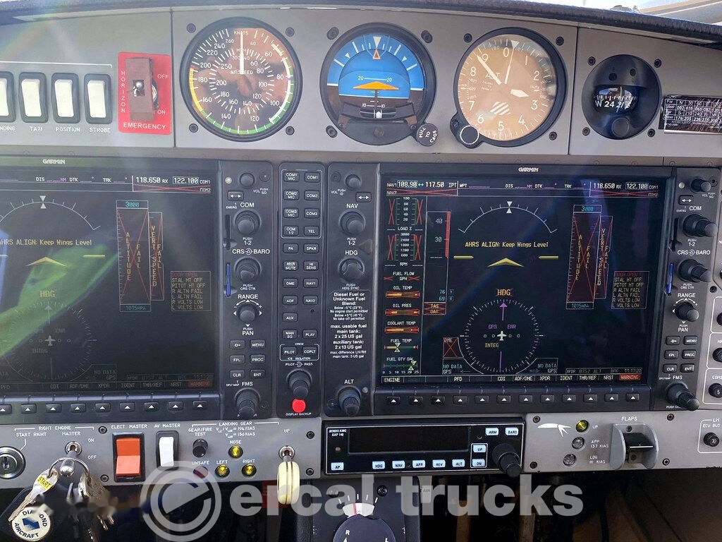 Equipo de apoyo en tierra 2008 Diamond DA42 Twin Star-Airplane: foto 11