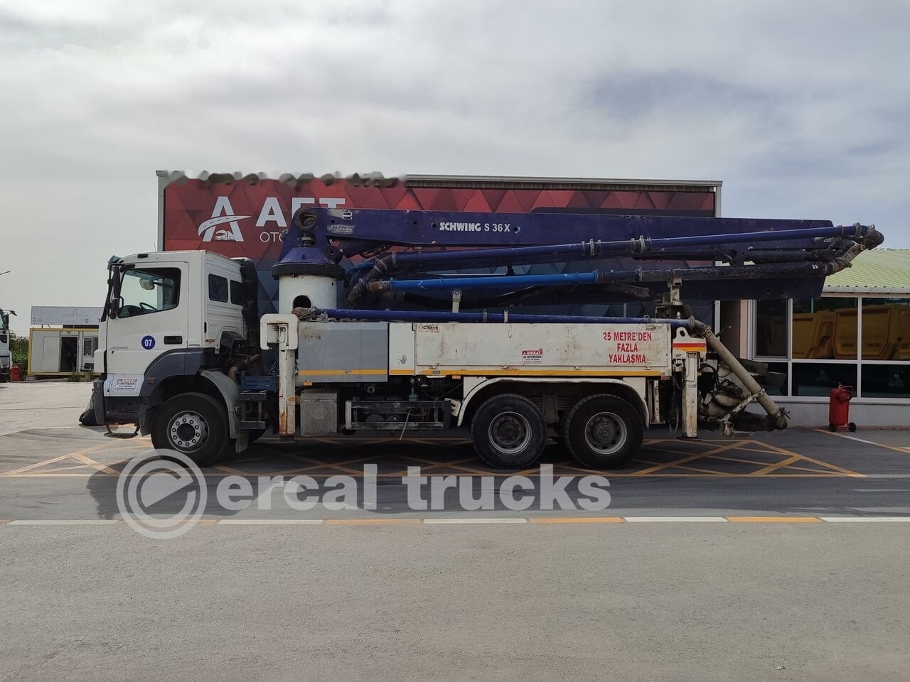 Schwing 2010 S 36M CONCRETE PUMP - MERCEDES 3340 - Bomba de hormigón: foto 5 Schwing 2010 S 36M CONCRETE PUMP - MERCEDES 3340 - Bomba de hormigón: foto 5