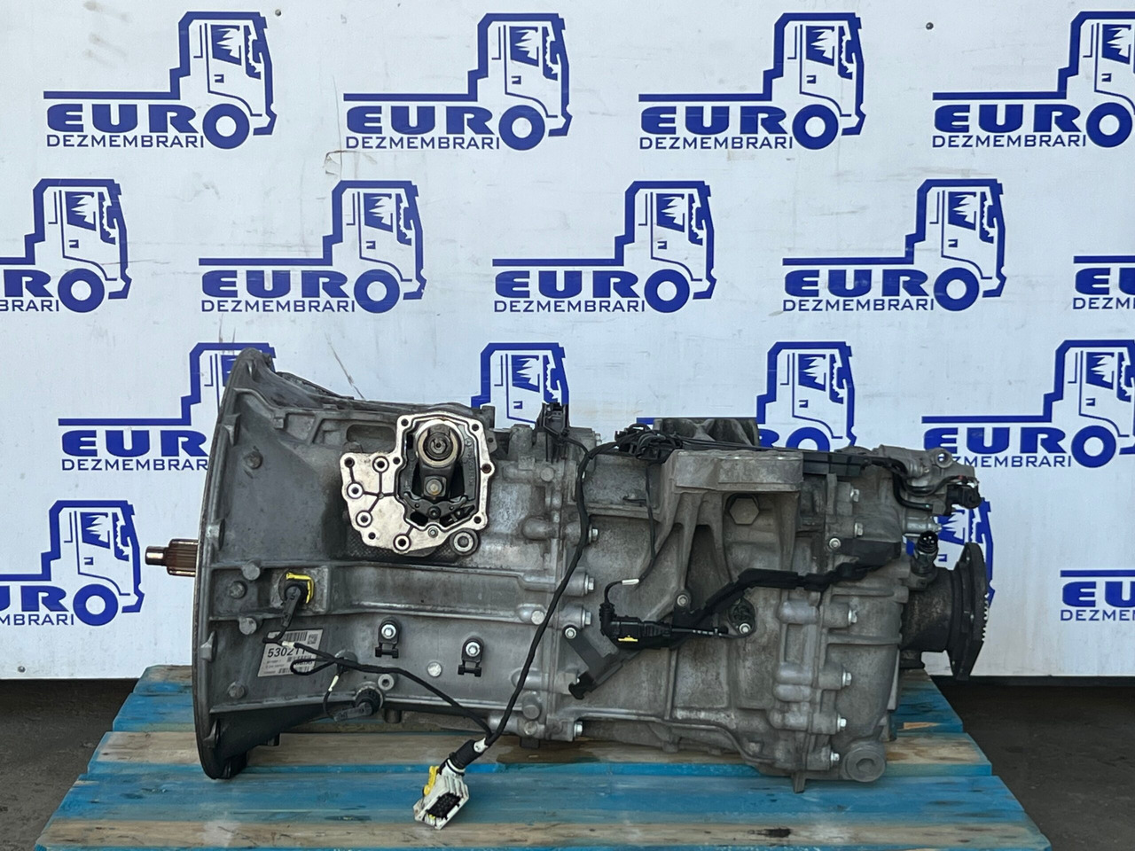 CUTIE DE VITEZE AUTOMATA FARA RETARDER MERCEDES ACTROS MP4 G211-12 - Caja de cambios para Camión: foto 1 CUTIE DE VITEZE AUTOMATA FARA RETARDER MERCEDES ACTROS MP4 G211-12 - Caja de cambios para Camión: foto 1