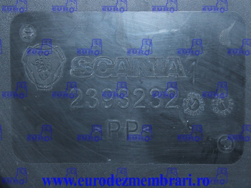 REZERVOR ADBLUE SCANIA NGS 2393232, 2113215 - Depósito de AdBlue para Camión: foto 3 REZERVOR ADBLUE SCANIA NGS 2393232, 2113215 - Depósito de AdBlue para Camión: foto 3