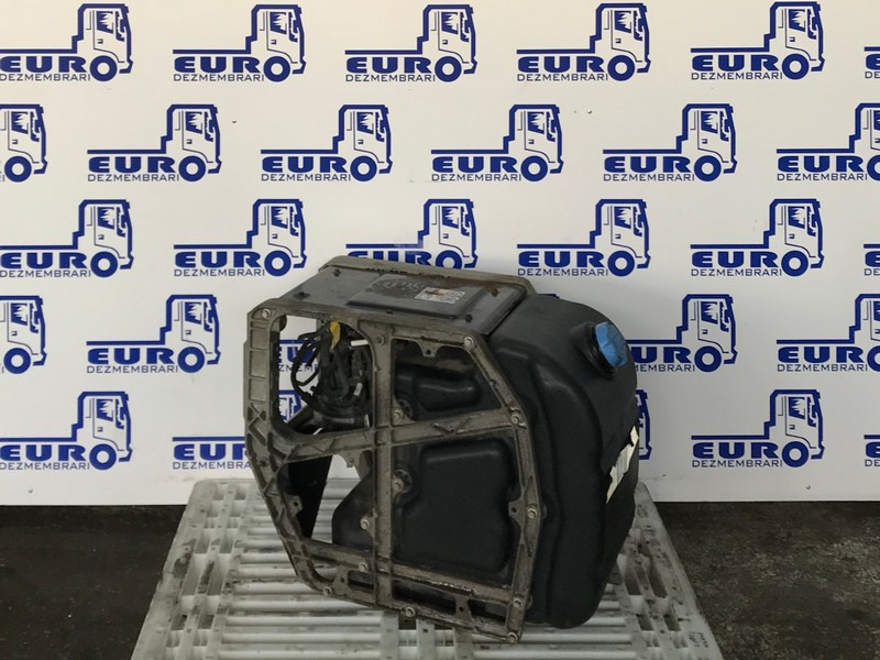 REZERVOR ADBLUE VOLVO FH4 21232604 - Depósito de AdBlue para Camión: foto 1 REZERVOR ADBLUE VOLVO FH4 21232604 - Depósito de AdBlue para Camión: foto 1