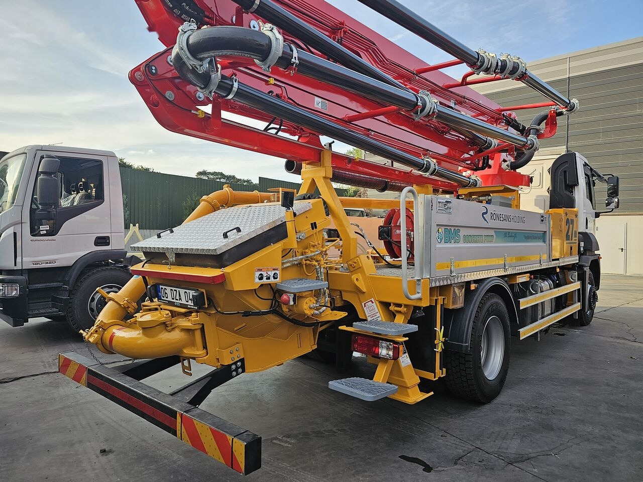 Bomba de hormigón nuevo DAF LF 310: foto 6