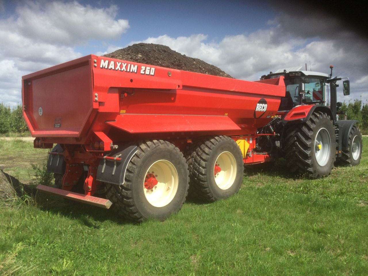 Beco Maxxim 260 - Remolque volquete: foto 3 Beco Maxxim 260 - Remolque volquete: foto 3