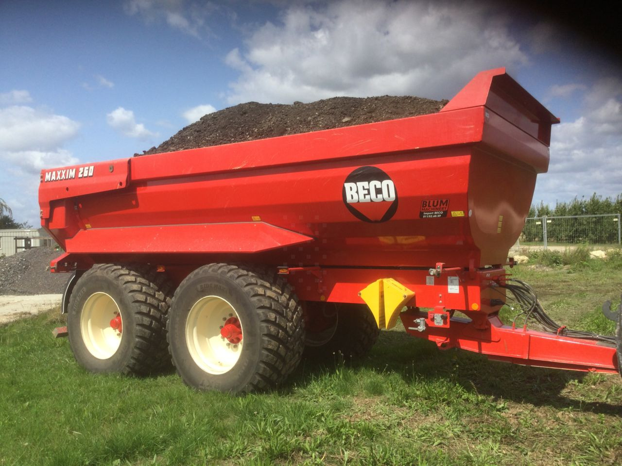 Beco Maxxim 260 - Remolque volquete: foto 2 Beco Maxxim 260 - Remolque volquete: foto 2