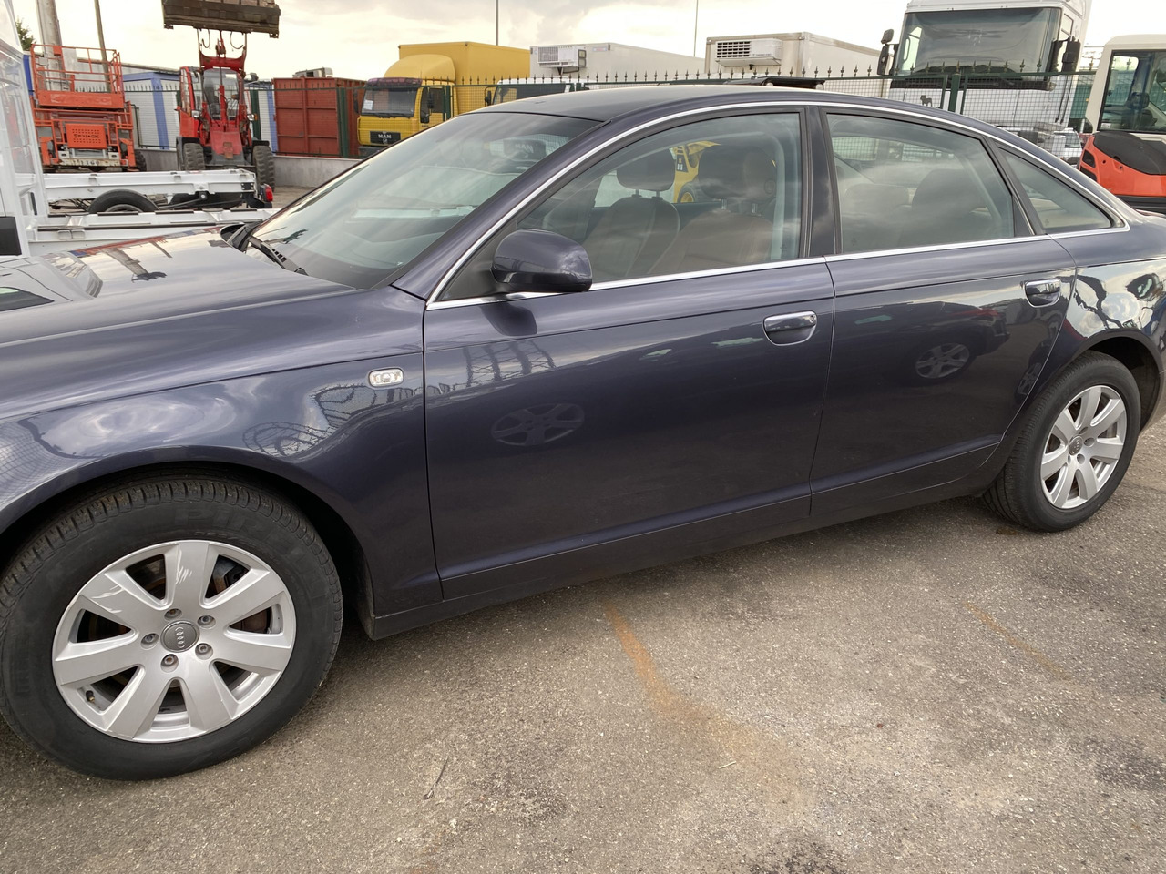 AUDI A6 3.0 TDI - Sedan: foto 2 AUDI A6 3.0 TDI - Sedan: foto 2