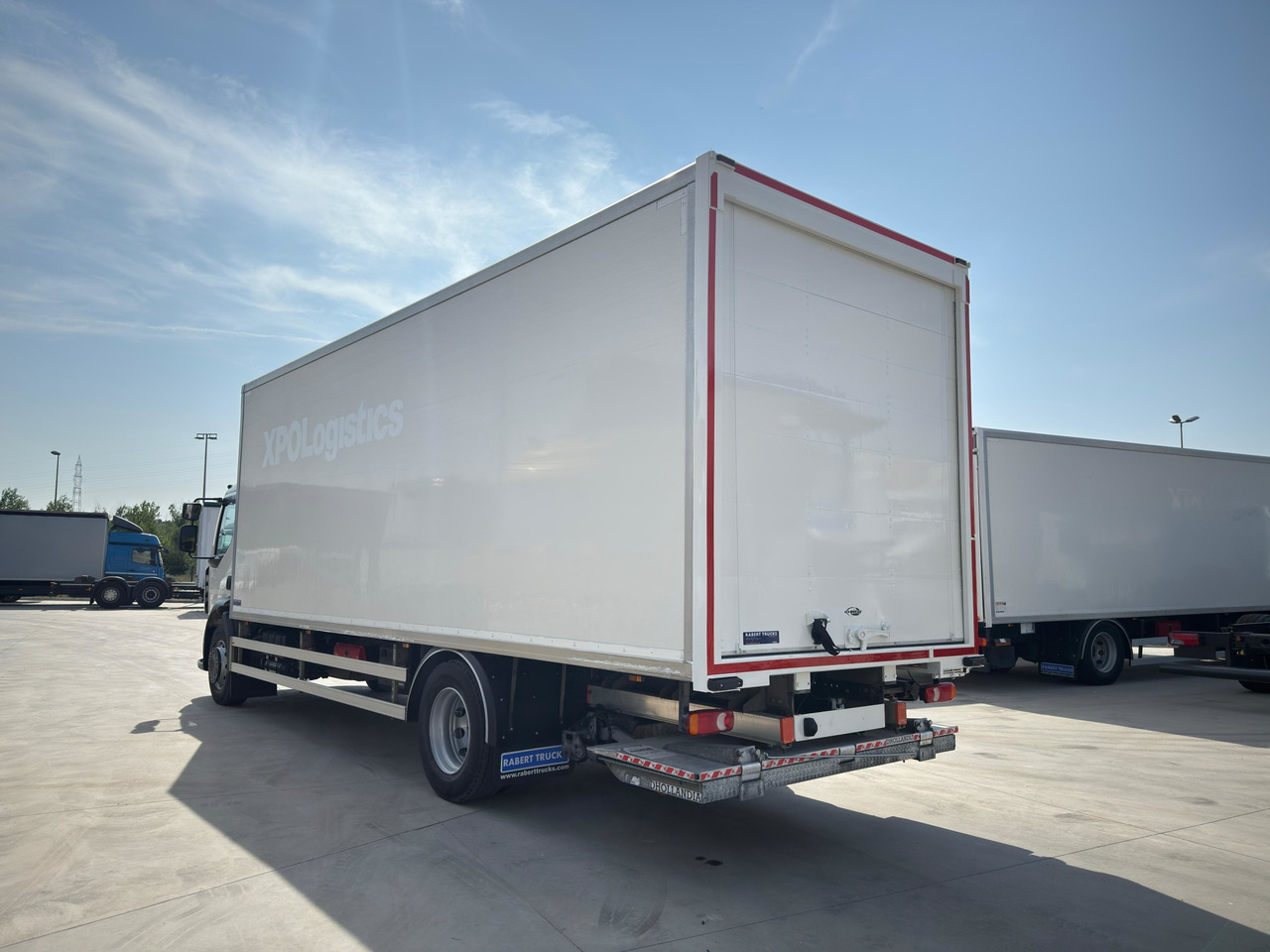 RENAULT D19 E6 (VAN) - Camión caja cerrada: foto 4 RENAULT D19 E6 (VAN) - Camión caja cerrada: foto 4