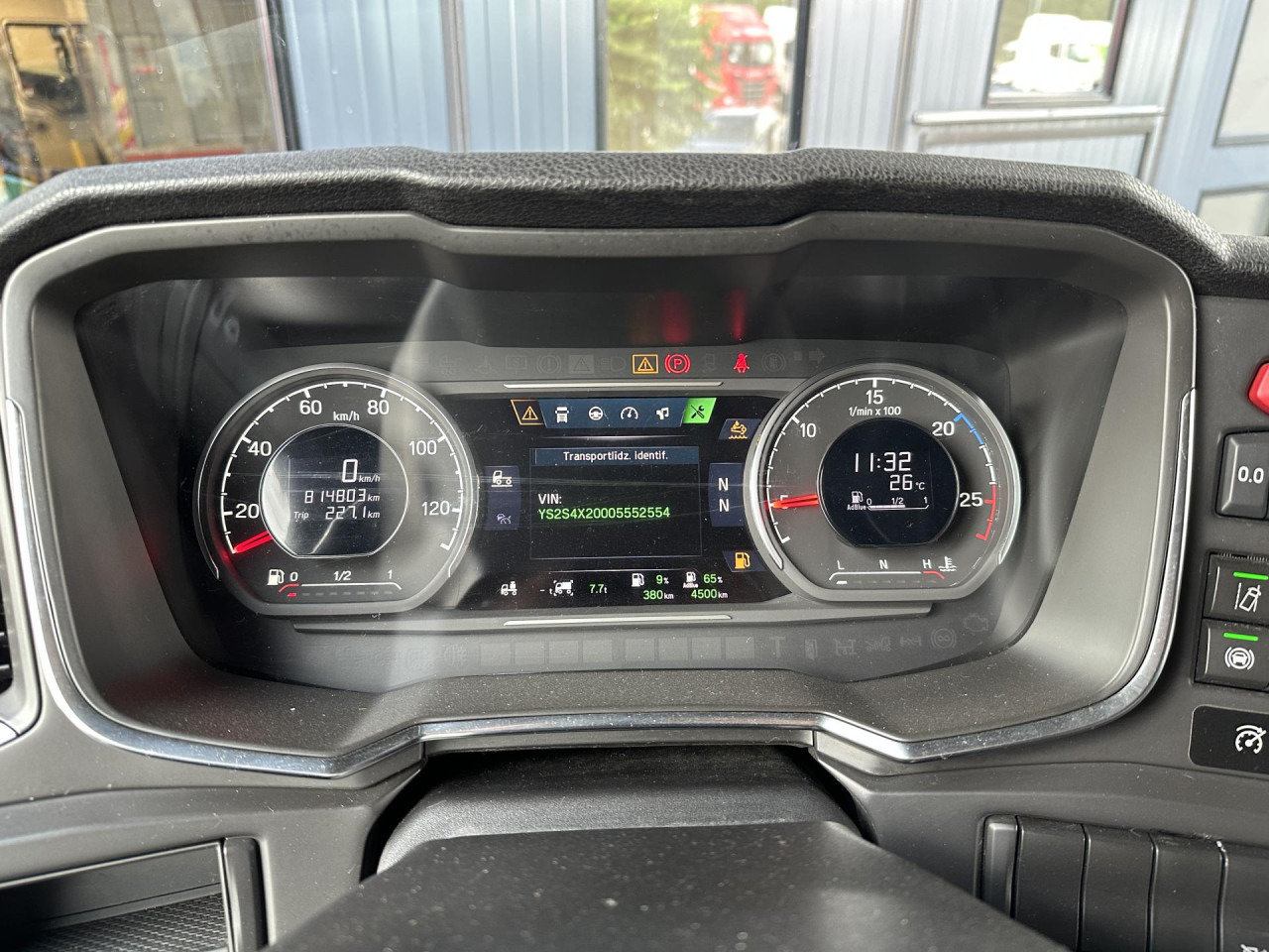 Cabeza tractora SCANIA S 450 A4x2NB: foto 13 Cabeza tractora SCANIA S 450 A4x2NB: foto 13