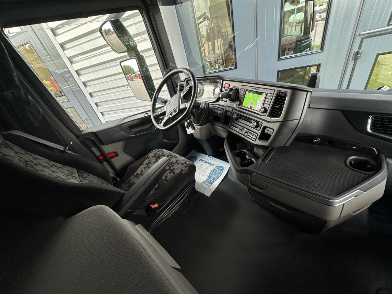 Cabeza tractora SCANIA S 450 A4x2NB: foto 14 Cabeza tractora SCANIA S 450 A4x2NB: foto 14