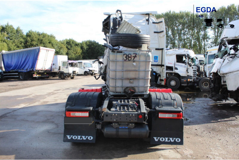 Volvo FH Turbocompound - Cabeza tractora: foto 2 Volvo FH Turbocompound - Cabeza tractora: foto 2