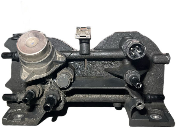 Renault - Procesamiento de combustible: foto 3 Renault - Procesamiento de combustible: foto 3