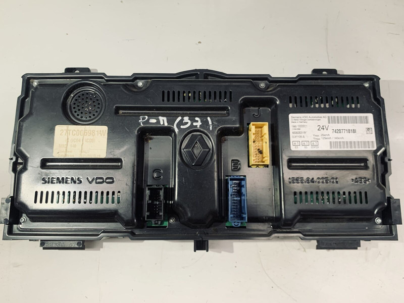 Renault PREMIUM - Salpicadero: foto 2 Renault PREMIUM - Salpicadero: foto 2