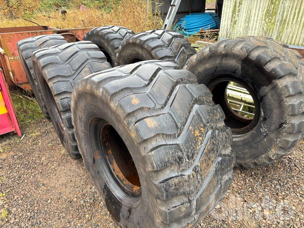 750/65R25 - Neumático para Maquinaria de construcción: foto 1 750/65R25 - Neumático para Maquinaria de construcción: foto 1