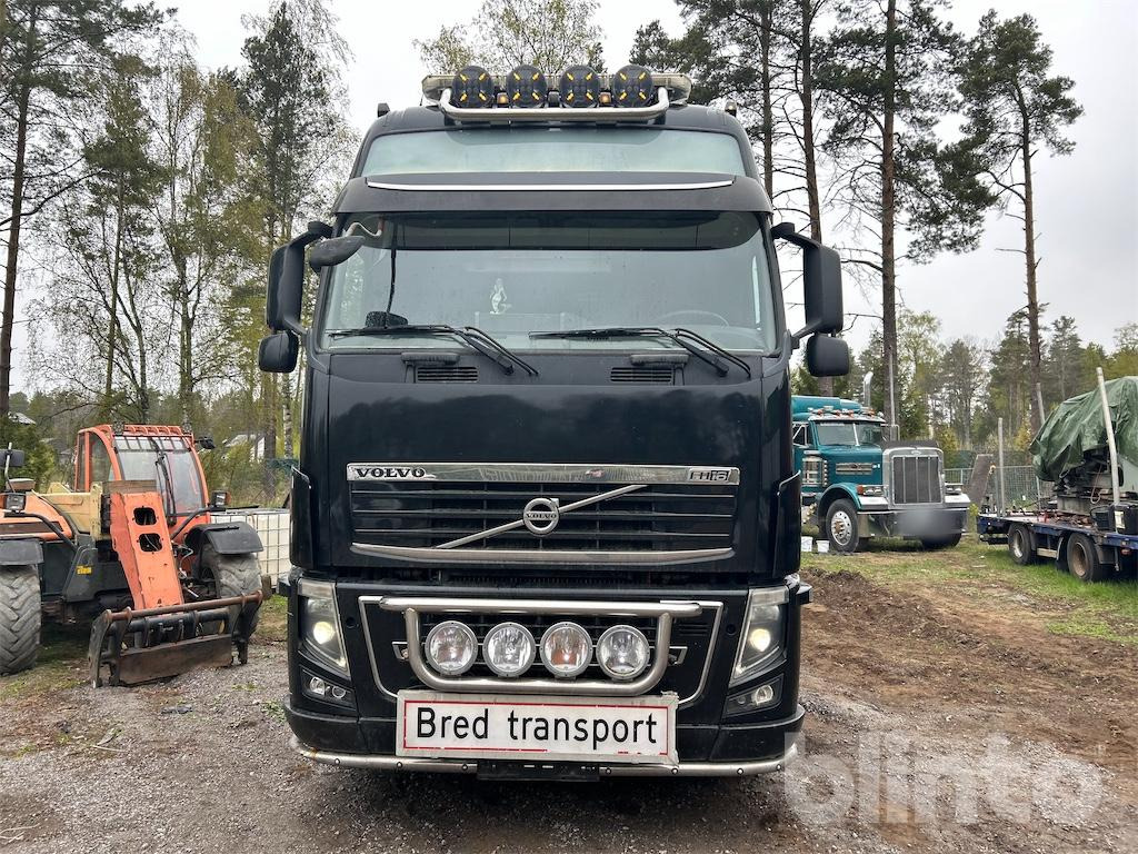 Dragbil / VOLVO FH16 660 med 5:e axel och maskinsläp / Säljes som ekipage - Cabeza tractora: foto 3 Dragbil / VOLVO FH16 660 med 5:e axel och maskinsläp / Säljes som ekipage - Cabeza tractora: foto 3