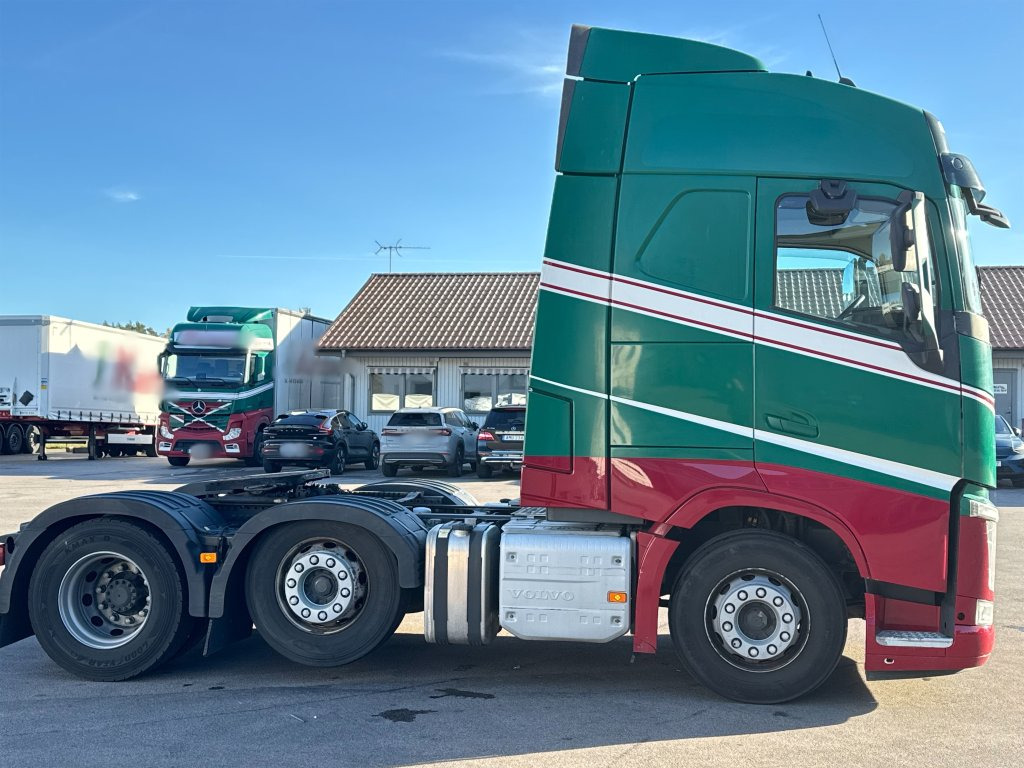 VOLVO FH 12,8 I shift - Cabeza tractora: foto 4 VOLVO FH 12,8 I shift - Cabeza tractora: foto 4