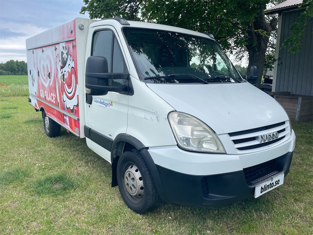 IVECO DAILY 35S14 - Furgoneta: foto 2 IVECO DAILY 35S14 - Furgoneta: foto 2