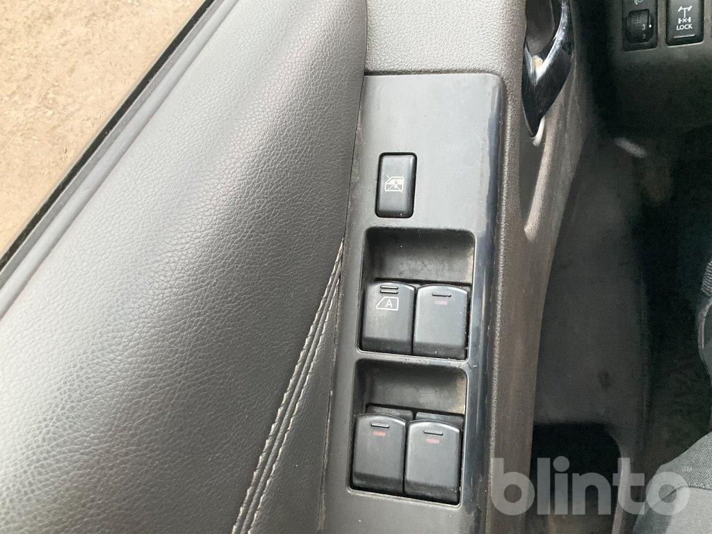 Furgoneta NISSAN D401: foto 23 Furgoneta NISSAN D401: foto 23