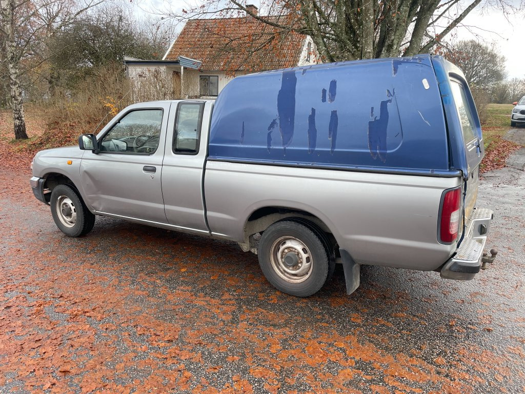 NISSAN KING CAB 2,4 2WD - Furgoneta: foto 4 NISSAN KING CAB 2,4 2WD - Furgoneta: foto 4