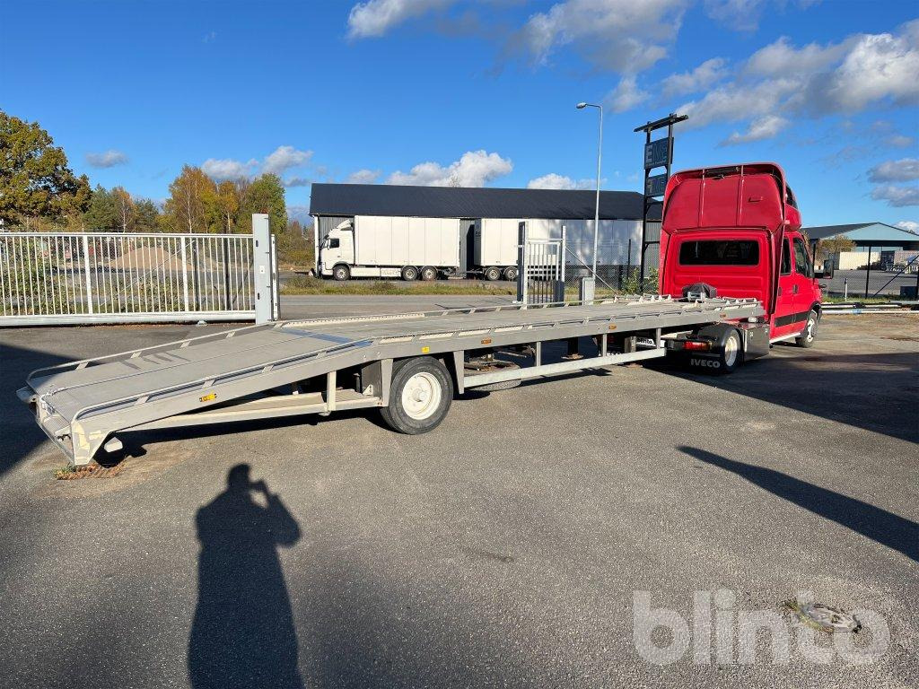IVECO DAILY 35C15 - Grua de remolque autos: foto 4 IVECO DAILY 35C15 - Grua de remolque autos: foto 4