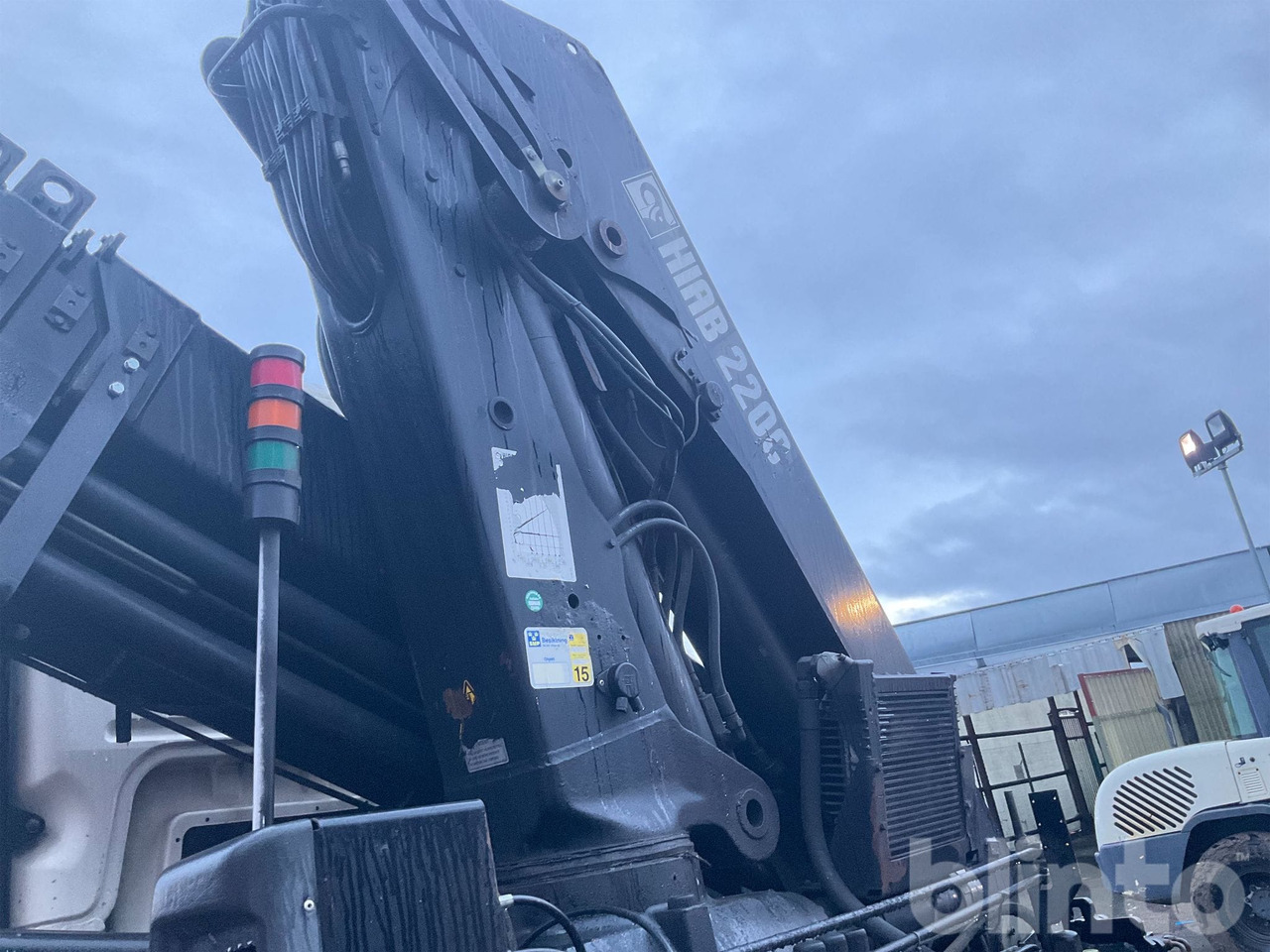 Camión multibasculante, Camión grúa MAN TGS 26.440 6X2-2 BL: foto 30 Camión multibasculante, Camión grúa MAN TGS 26.440 6X2-2 BL: foto 30