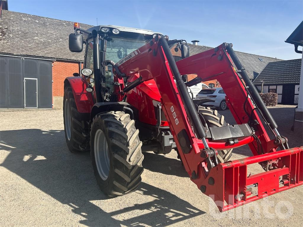 MASSEY FERGUSON 5713 SL Dyna 6 - Tractor: foto 5 MASSEY FERGUSON 5713 SL Dyna 6 - Tractor: foto 5