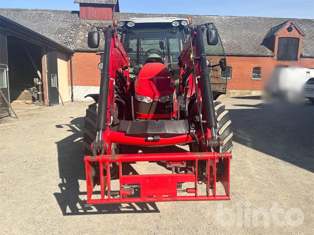 MASSEY FERGUSON 5713 SL Dyna 6 - Tractor: foto 4 MASSEY FERGUSON 5713 SL Dyna 6 - Tractor: foto 4