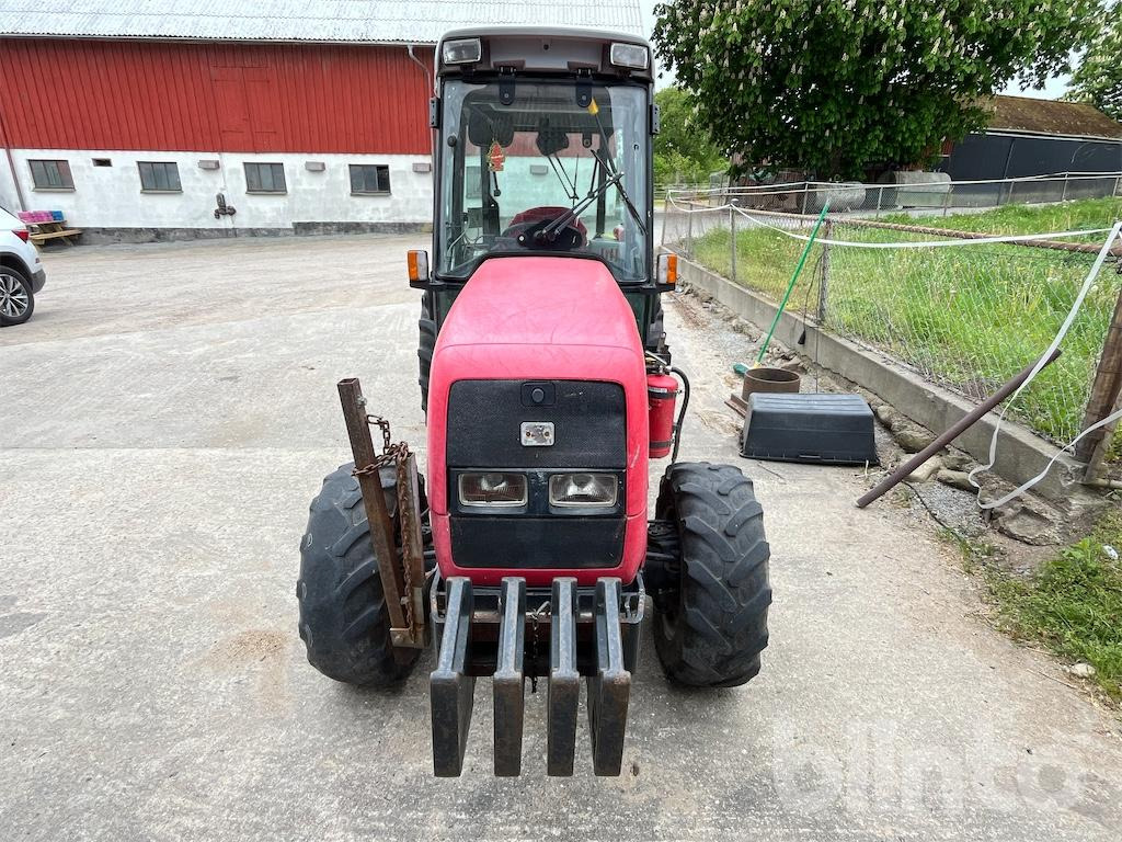 MASSEY FERGUSON MF3435GE - Tractor: foto 2 MASSEY FERGUSON MF3435GE - Tractor: foto 2