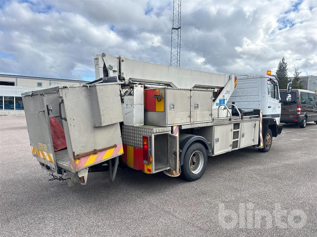 MERCEDES BENZ 817 - Camión con plataforma elevadora: foto 5 MERCEDES BENZ 817 - Camión con plataforma elevadora: foto 5