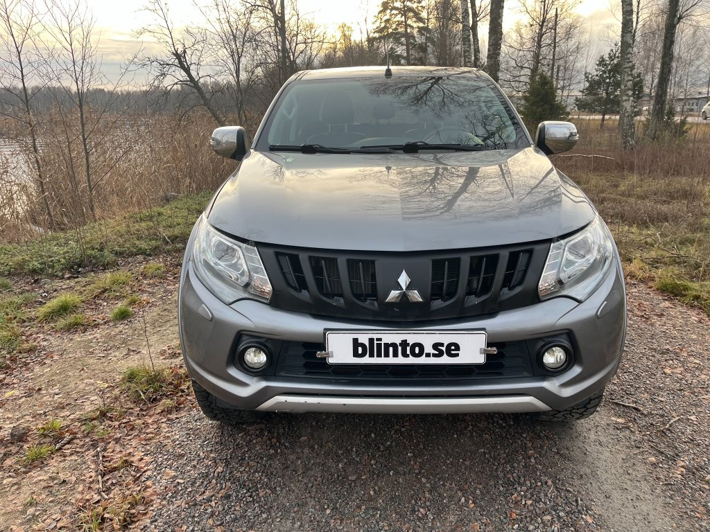 MITSUBISHI L200 - Pick-up: foto 2 MITSUBISHI L200 - Pick-up: foto 2