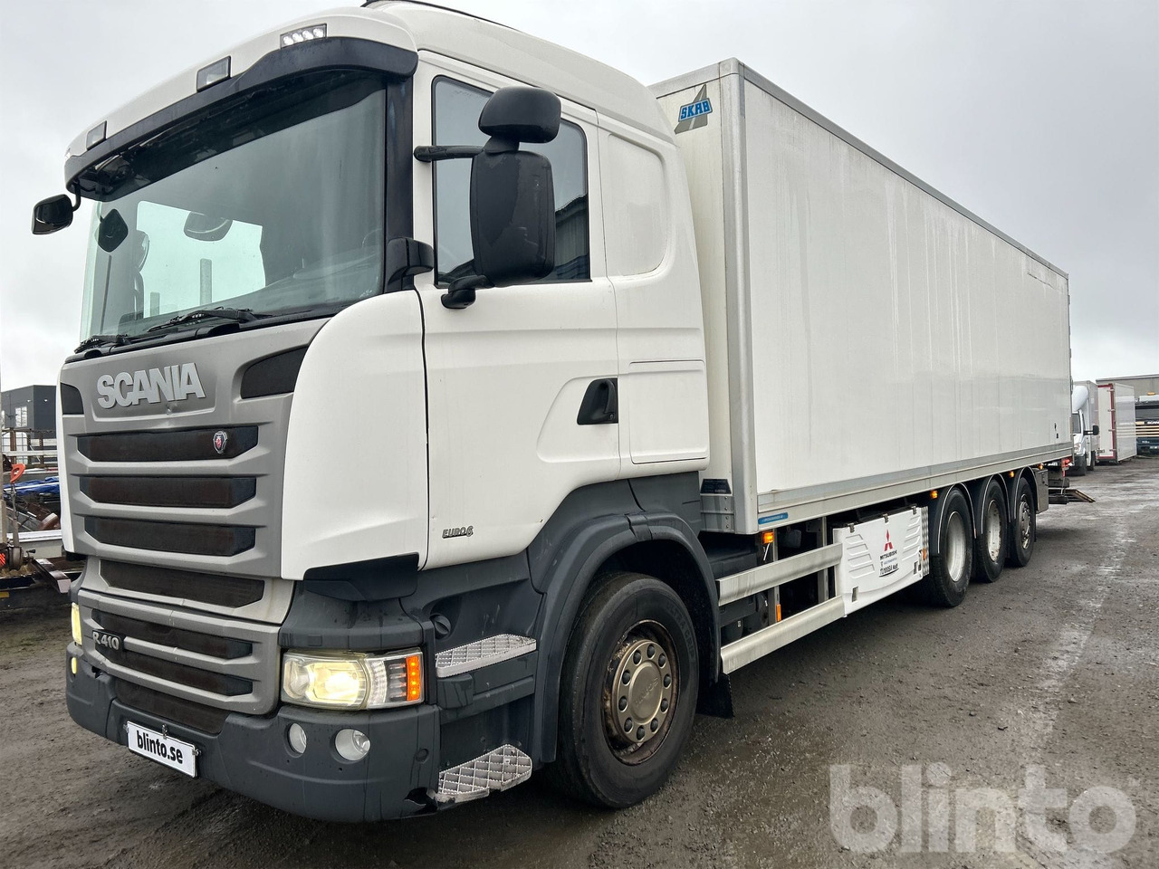 SCANIA R410LN8X4*4HNB - Camión frigorífico: foto 1 SCANIA R410LN8X4*4HNB - Camión frigorífico: foto 1